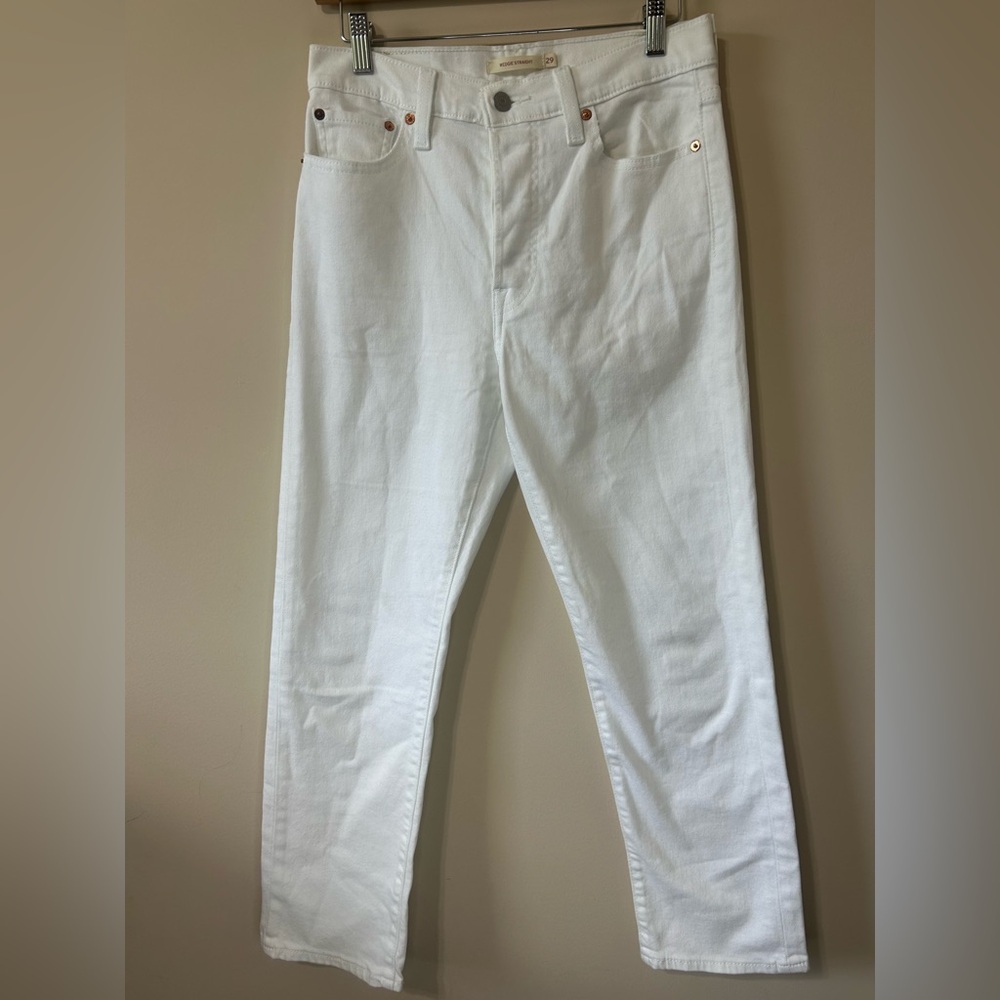 Levi's Women's Wedgie Jeans Straight Leg Button Fly White Stretch Size 29